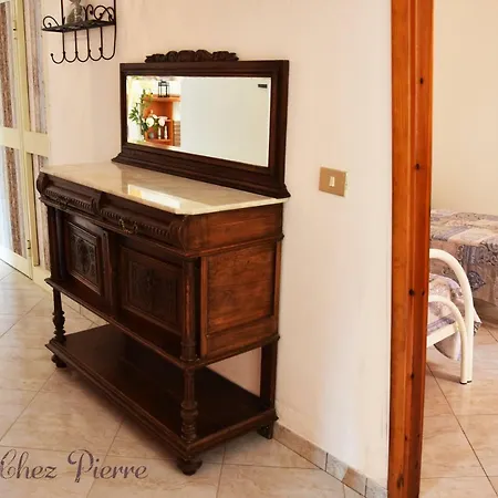 Chez Pierre Santa Maria Navarrese